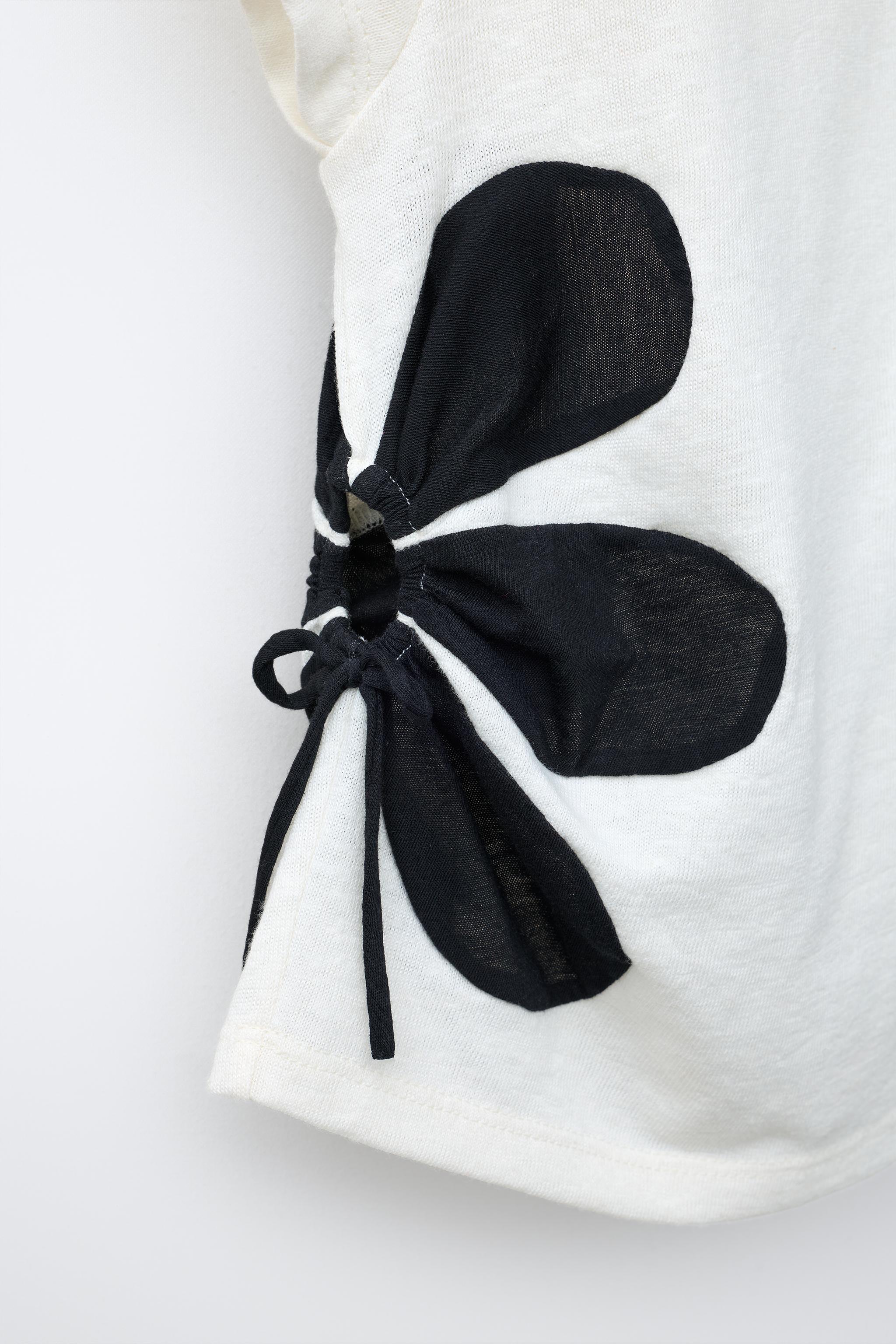 CUT OUT FLORAL T-SHIRT